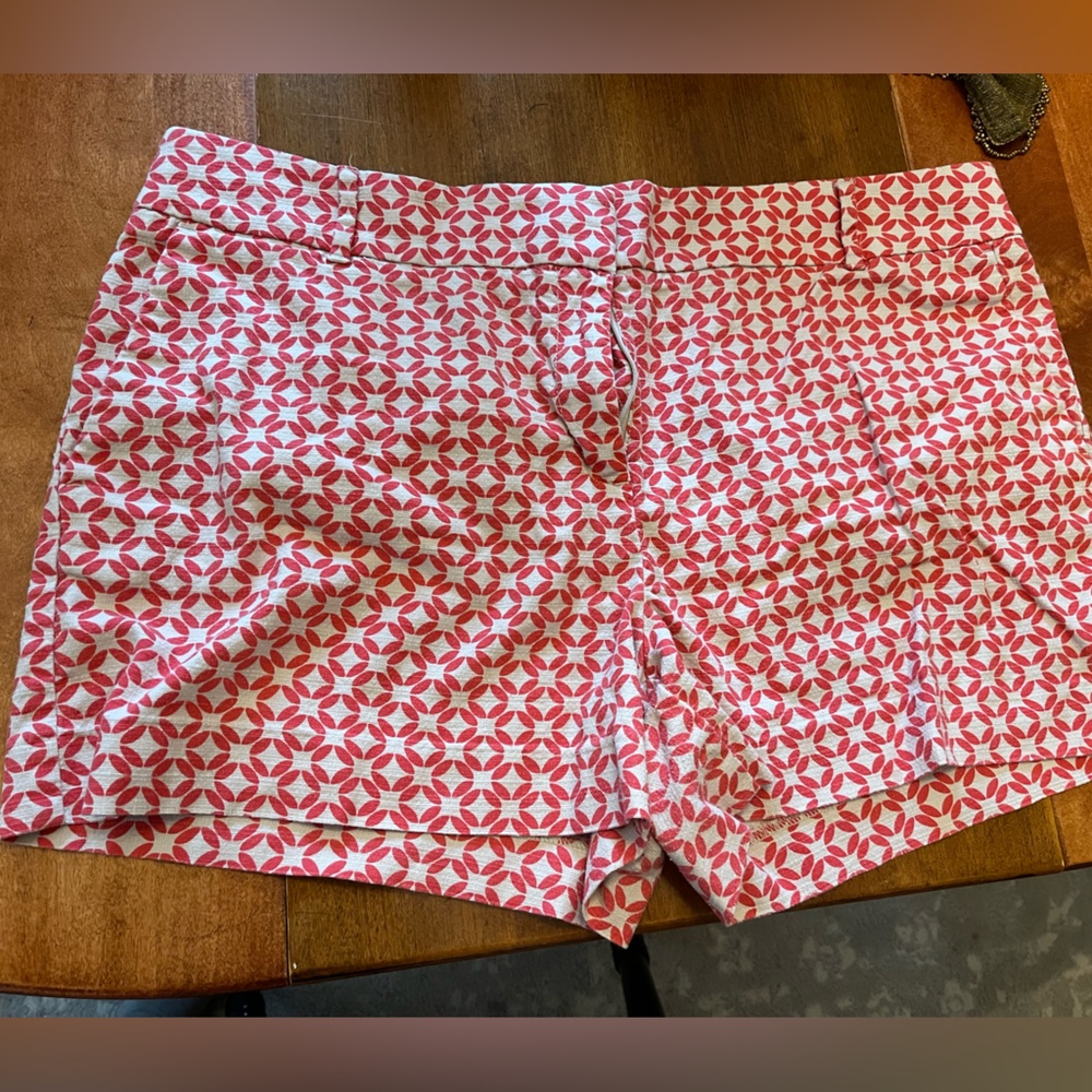 LOFT Pink and White Geometric Women's Shorts